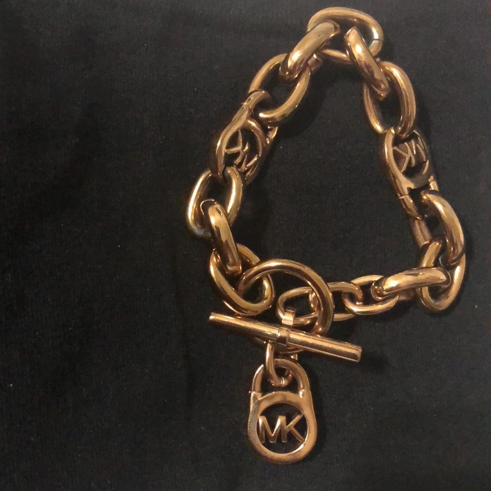 Rose Gold Michael Kors Logo Lock Chain Bracelet ⭐️